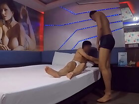 Thai docter fucking a tall guy who likes licking his thighs for cumming