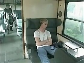 gatoesacana.blogspot.com - Blond guys fuck on the train