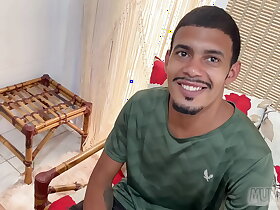 NAMORADINHOS e leiteiros